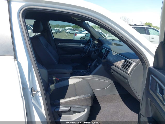 2020 Volkswagen Atlas Cross Sport 2.0t Se მანქანა იყიდება აუქციონზე, vin: 1V23C2CA4LC218089, აუქციონის ნომერი: 44680249