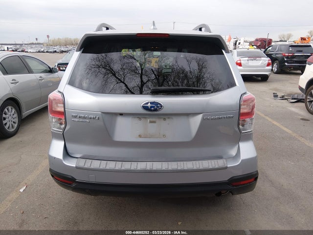 44680252 :رقم المزاد ، JF2SJAGCXJH460167 vin ، 2018 Subaru Forester 2.5i Premium مزاد بيع