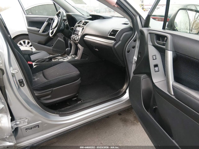 44680252 :رقم المزاد ، JF2SJAGCXJH460167 vin ، 2018 Subaru Forester 2.5i Premium مزاد بيع