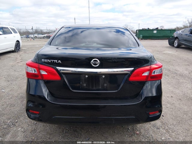 44680255 :رقم المزاد ، 3N1AB7APXHY380052 vin ، 2017 Nissan Sentra S مزاد بيع