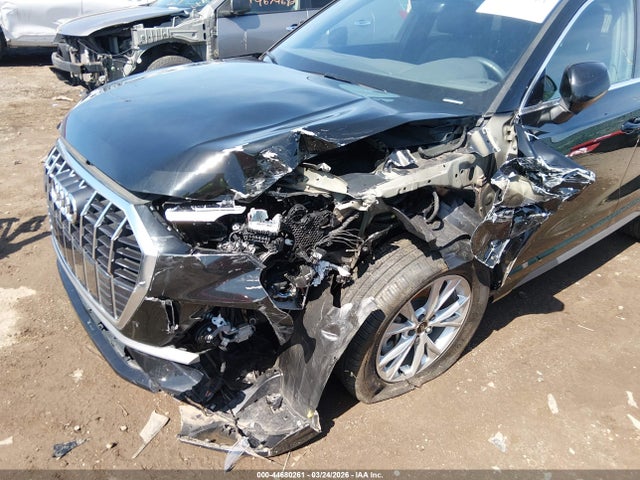 44680261 :رقم المزاد ، WA1DECF34S1015890 vin ، 2025 Audi Q3 Premium 45 Tfsi S Line Quattro Tiptronic مزاد بيع