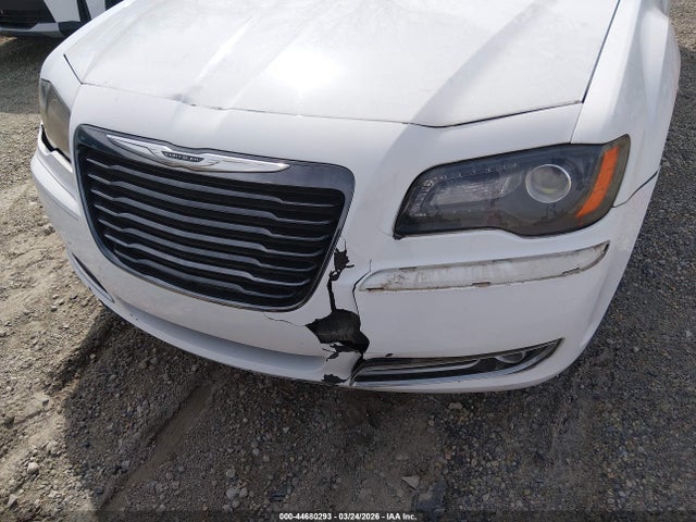 Продажа на аукционе авто 2014 Chrysler 300 300s, vin: 2C3CCAGG6EH381857, номер лота: 44680293