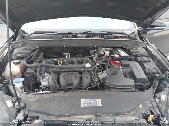 3FA6P0H72GR396522 Ford FUSION SE