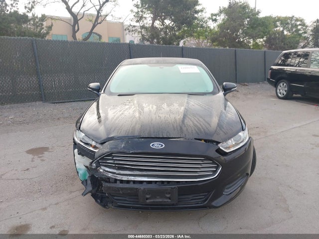 3FA6P0H72GR396522 Ford FUSION SE