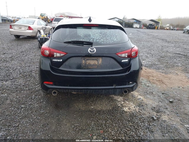 3MZBN1M33JM180686 Mazda Mazda3 Grand Touring