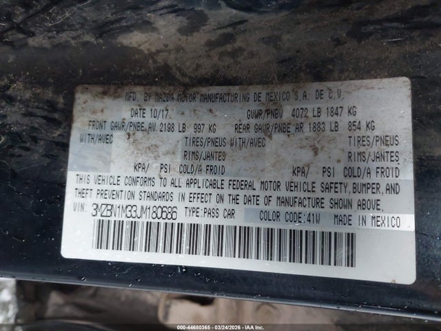 3MZBN1M33JM180686 Mazda Mazda3 Grand Touring