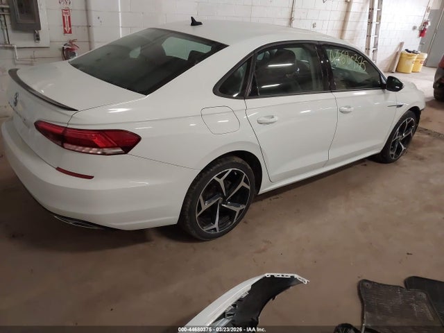 2020 Volkswagen Passat 2.0t R-line მანქანა იყიდება აუქციონზე, vin: 1VWMA7A30LC004288, აუქციონის ნომერი: 44680375