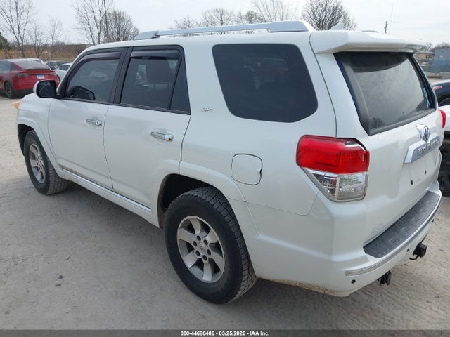 2013 TOYOTA 4RUNNER JTEZU5JR2D5048867 Photo 2