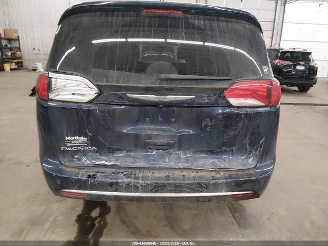 Продаж на аукціоні авто 2017 Chrysler Pacifica Touring-l Plus, vin: 2C4RC1EG4HR647707, номер лоту: 44680448