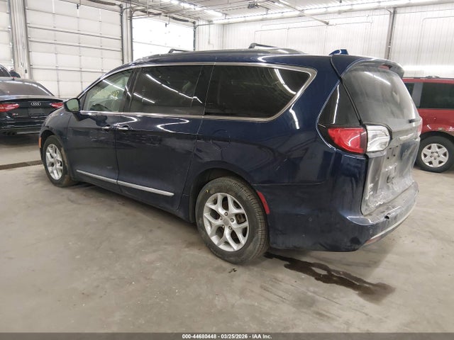 Продаж на аукціоні авто 2017 Chrysler Pacifica Touring-l Plus, vin: 2C4RC1EG4HR647707, номер лоту: 44680448