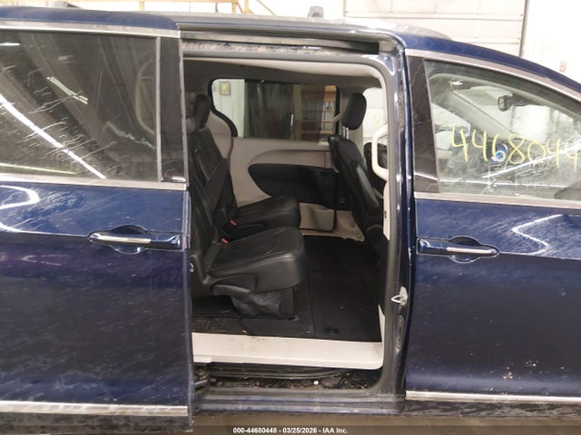 Продаж на аукціоні авто 2017 Chrysler Pacifica Touring-l Plus, vin: 2C4RC1EG4HR647707, номер лоту: 44680448