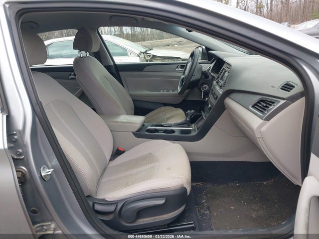 Продажа на аукционе авто 2015 Hyundai Sonata Se, vin: 5NPE24AF8FH212893, номер лота: 44680459