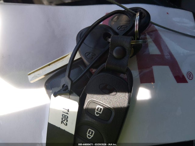 KMHCU5AEXEU196338 Hyundai ACCENT SE