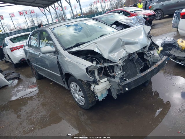 44680492 :رقم المزاد ، JTDBR32E742032396 vin ، 2004 Toyota Corolla Le مزاد بيع