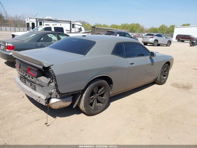 2018 Dodge Challenger Sxt მანქანა იყიდება აუქციონზე, vin: 2C3CDZAG2JH321511, აუქციონის ნომერი: 44680510