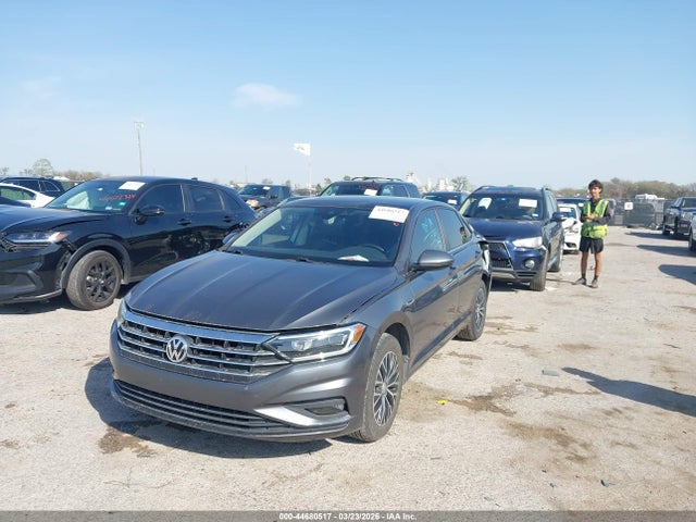 2019 VOLKSWAGEN JETTA 3VWEB7BU1KM233293 Photo 1