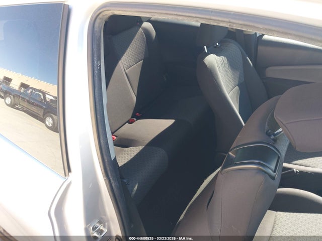 VNKJTUD34HA074607 Toyota YARIS L