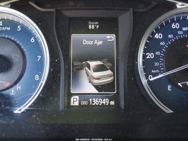 44680530 :رقم المزاد ، 4T1BF1FK5HU311364 vin ، 2017 Toyota Camry Le مزاد بيع