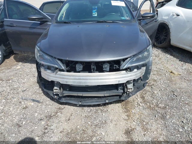 2016 Chrysler 200 Limited მანქანა იყიდება აუქციონზე, vin: 1C3CCCAB2GN142244, აუქციონის ნომერი: 44680561