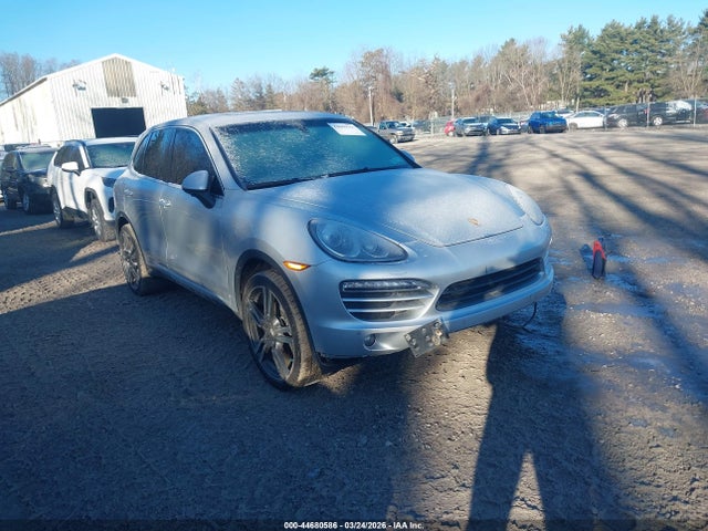 2013 PORSCHE CAYENNE WP1AA2A21DLA01044 Photo 0