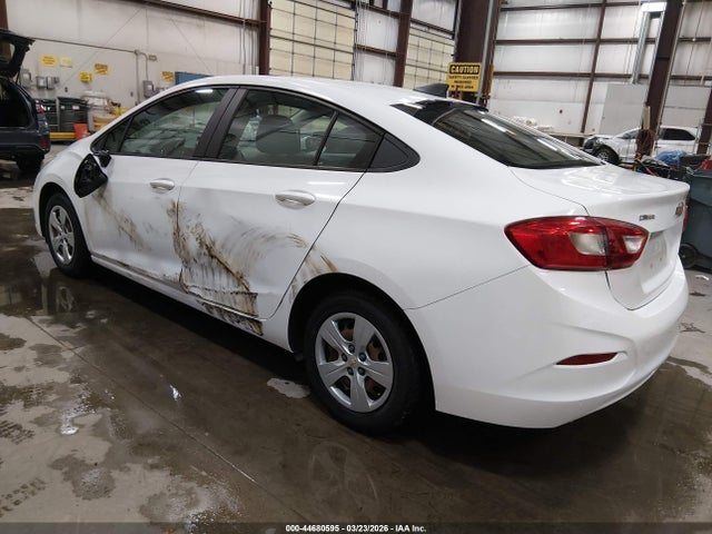 Chevrolet Cruze Ls Auto 2018 1G1BC5SM3J7234292 Image 3