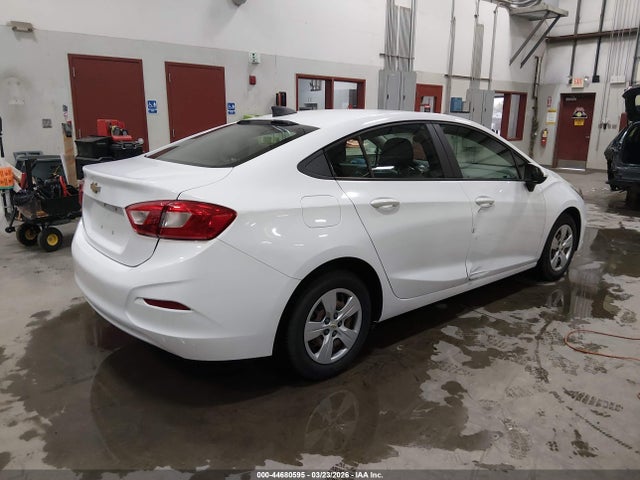 Chevrolet Cruze Ls Auto 2018 1G1BC5SM3J7234292 Image 4