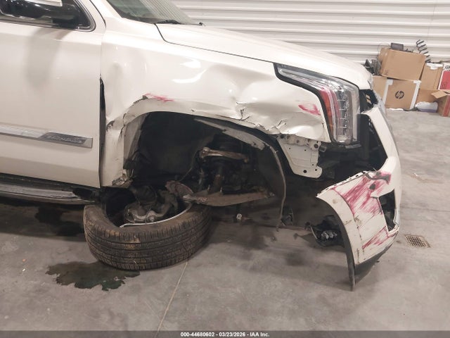 2015 Cadillac Escalade Platinum მანქანა იყიდება აუქციონზე, vin: 1GYS4PKJ0FR601760, აუქციონის ნომერი: 44680602