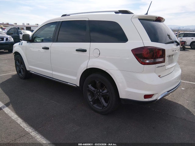 3C4PDCGG2JT517277 Dodge Journey Crossroad