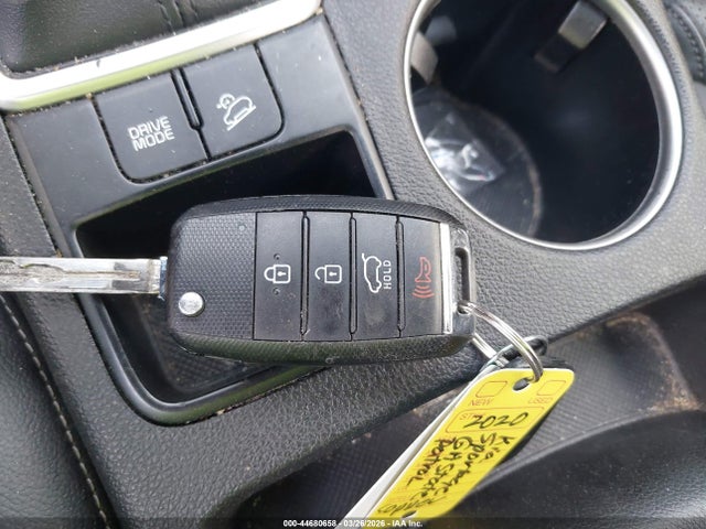 Продажа на аукционе авто 2020 Kia Sportage S, vin: KNDP63AC9L7823173, номер лота: 44680658