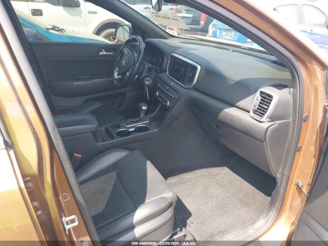 Продажа на аукционе авто 2020 Kia Sportage S, vin: KNDP63AC9L7823173, номер лота: 44680658