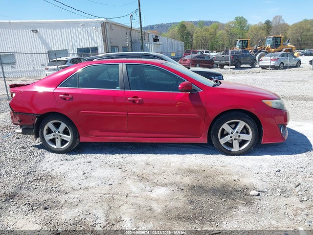 Aukcja sprzedaży 2014 Toyota Camry Se, vin: 4T1BF1FK4EU855365, numer aukcji: 44680674