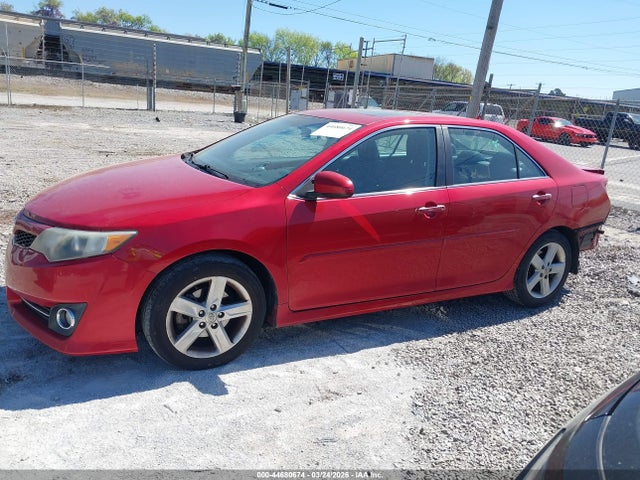 Aukcja sprzedaży 2014 Toyota Camry Se, vin: 4T1BF1FK4EU855365, numer aukcji: 44680674