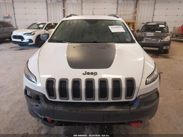 44680681 :رقم المزاد ، 1C4PJMBB1HW513039 vin ، 2017 Jeep Cherokee Trailhawk 4x4 مزاد بيع