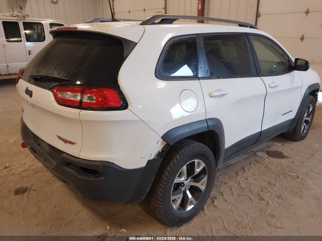 44680681 :رقم المزاد ، 1C4PJMBB1HW513039 vin ، 2017 Jeep Cherokee Trailhawk 4x4 مزاد بيع