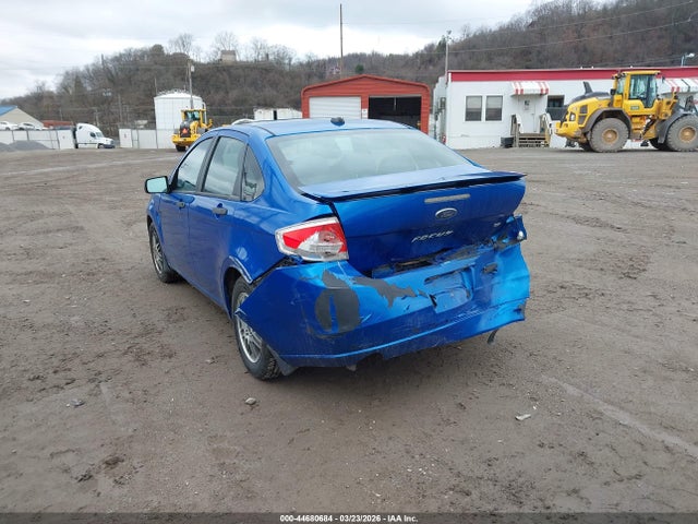 44680684 :رقم المزاد ، 1FAHP3FN2BW144643 vin ، 2011 Ford Focus Se مزاد بيع