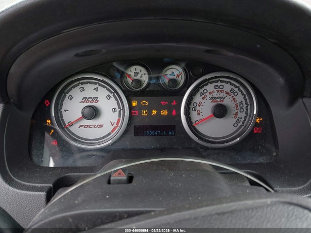 44680684 :رقم المزاد ، 1FAHP3FN2BW144643 vin ، 2011 Ford Focus Se مزاد بيع