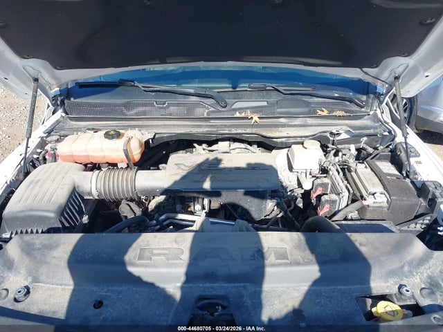 44680705 :رقم المزاد ، 1C6RRFBG5NN340496 vin ، 2022 Ram 1500 Big Horn  4x4 6'4 Box مزاد بيع