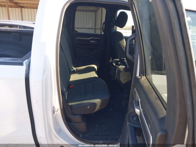 44680705 :رقم المزاد ، 1C6RRFBG5NN340496 vin ، 2022 Ram 1500 Big Horn  4x4 6'4 Box مزاد بيع