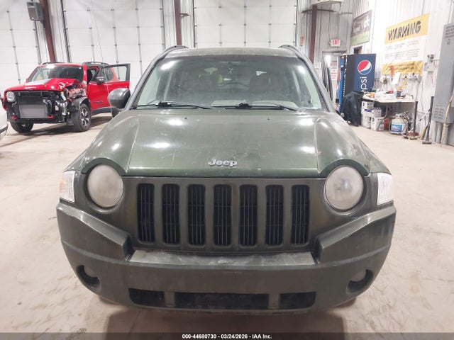 44680730 :رقم المزاد ، 1J8FT47WX7D118880 vin ، 2007 Jeep Compass Sport مزاد بيع