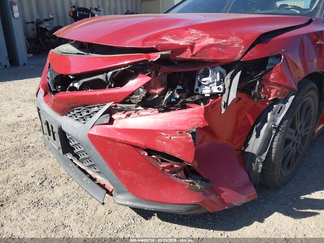 4T1B11HK9KU175596 Toyota CAMRY SE