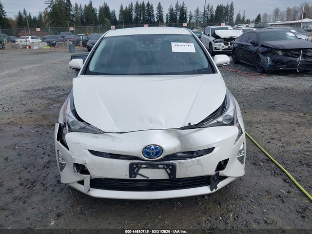 JTDKARFU5G3011637 Toyota Prius Four Touring