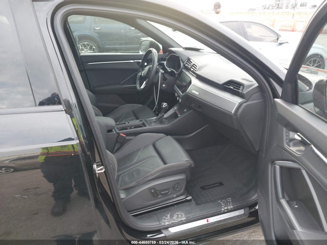 Продажа на аукционе авто 2022 Audi Q3 Premium Plus 45 Tfsi S Line Quattro Tiptronic, vin: WA1EECF35N1143421, номер лота: 44680759