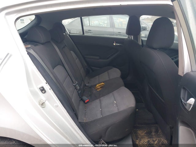 44680761 :رقم المزاد ، KNAFX5A83F5272638 vin ، 2015 Kia Forte Ex مزاد بيع
