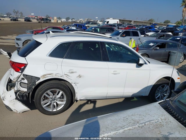 2020 Audi Q5 Premium 45 Tfsi Quattro S Tronic/titanium Premium 45 Tfsi Quattro S Tronic მანქანა იყიდება აუქციონზე, vin: WA1ANAFY5L2061548, აუქციონის ნომერი: 44680786