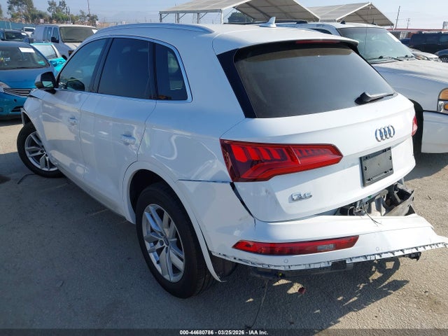 2020 Audi Q5 Premium 45 Tfsi Quattro S Tronic/titanium Premium 45 Tfsi Quattro S Tronic მანქანა იყიდება აუქციონზე, vin: WA1ANAFY5L2061548, აუქციონის ნომერი: 44680786