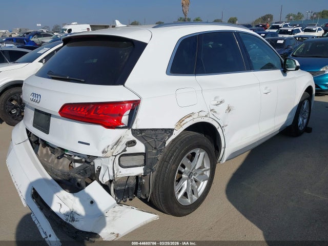 2020 Audi Q5 Premium 45 Tfsi Quattro S Tronic/titanium Premium 45 Tfsi Quattro S Tronic მანქანა იყიდება აუქციონზე, vin: WA1ANAFY5L2061548, აუქციონის ნომერი: 44680786