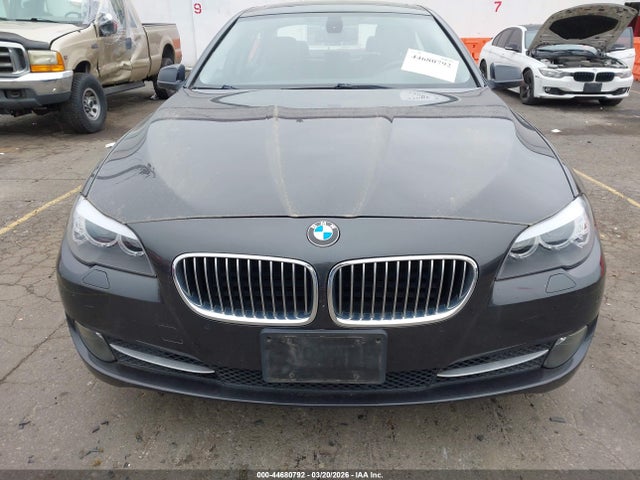 44680792 :رقم المزاد ، WBAFR1C53BDS36650 vin ، 2011 Bmw 528i مزاد بيع