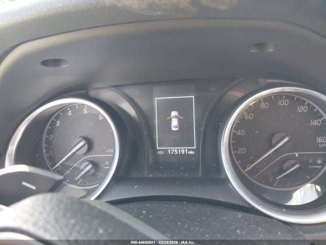 Продаж на аукціоні авто 2018 Toyota Camry Se, vin: 4T1B11HK4JU592011, номер лоту: 44680801