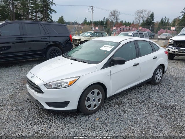 2018 FORD FOCUS 1FADP3E21JL302556 Photo 1