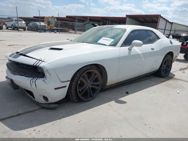 2016 Dodge Challenger Sxt Plus მანქანა იყიდება აუქციონზე, vin: 2C3CDZAG8GH195177, აუქციონის ნომერი: 44680832